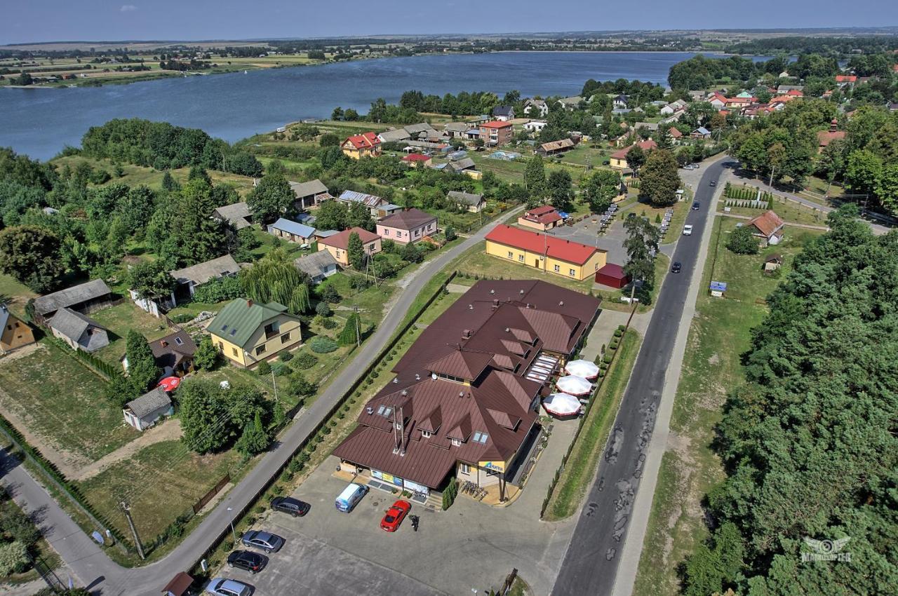 Hotel Marina Nielisz Kültér fotó