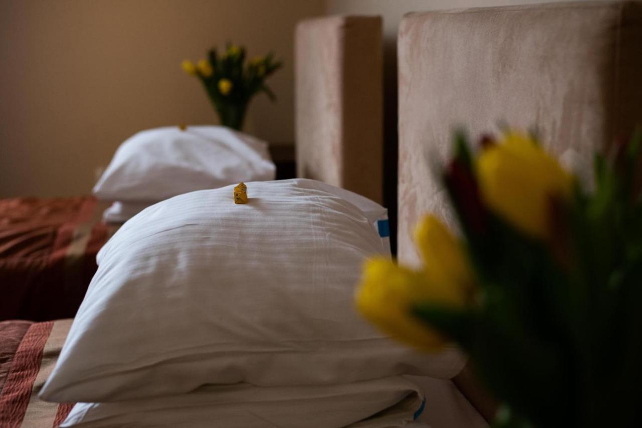 Hotel Marina Nielisz Kültér fotó